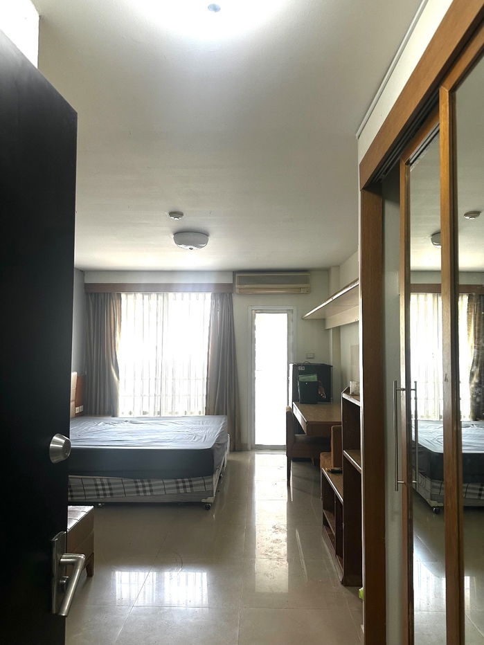 picture Rent   Condo  I house Laguna  Rama9-RCA - 6/10