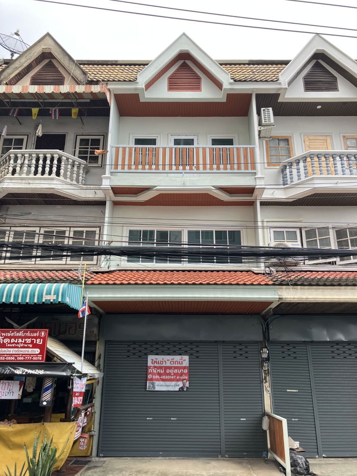 รูป ให้เช่า อาคารพาณิชย์ 3 ชั้น (รีโนเวทใหม่) รามอินทรา กม.2 บางเขน กรุงเทพ - รูปที่ 1/16