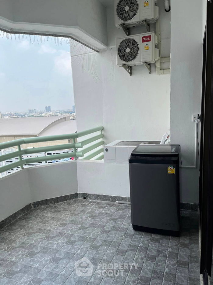 picture 1-BR Condo at BangNa Residential Complex in Bang Na Nuea (ID 2374878) - 5/14