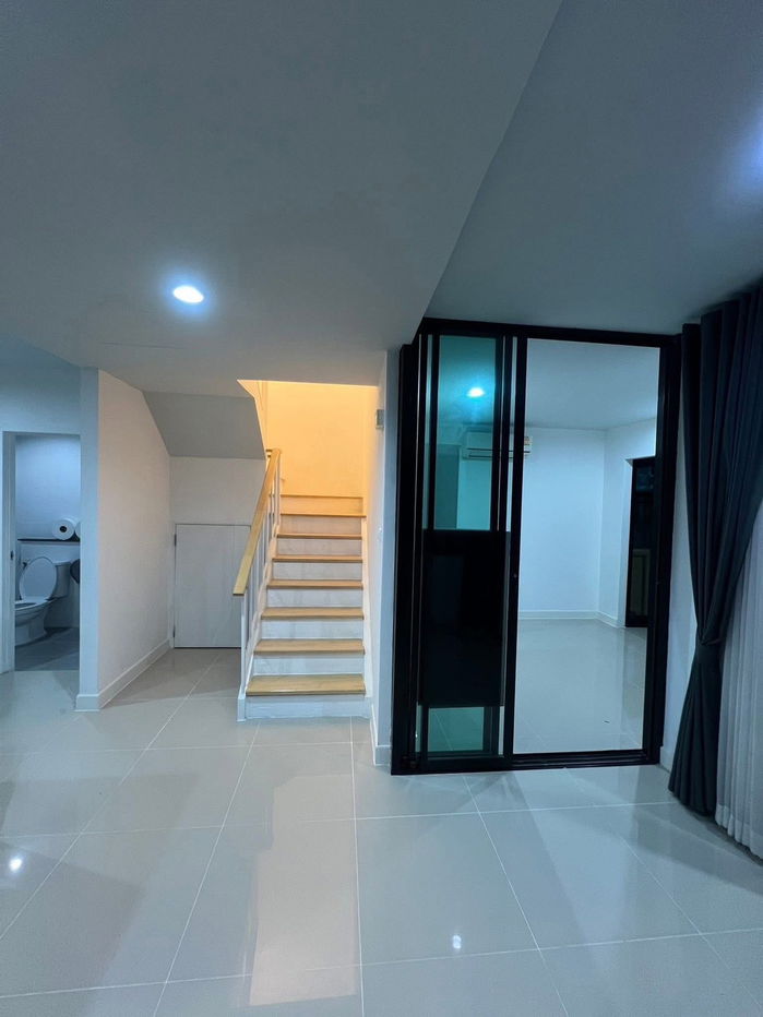 รูป 🏡 ให้เช่าบ้านเดี่ยว 2 ชั้น หมู่บ้านอารียา โคโม่ (วงแหวน–รามอินทรา)มี 4 ห้องนอน 2 ห้องน้ำ 1 ห้องแม่บ้าน - รูปที่ 20/20