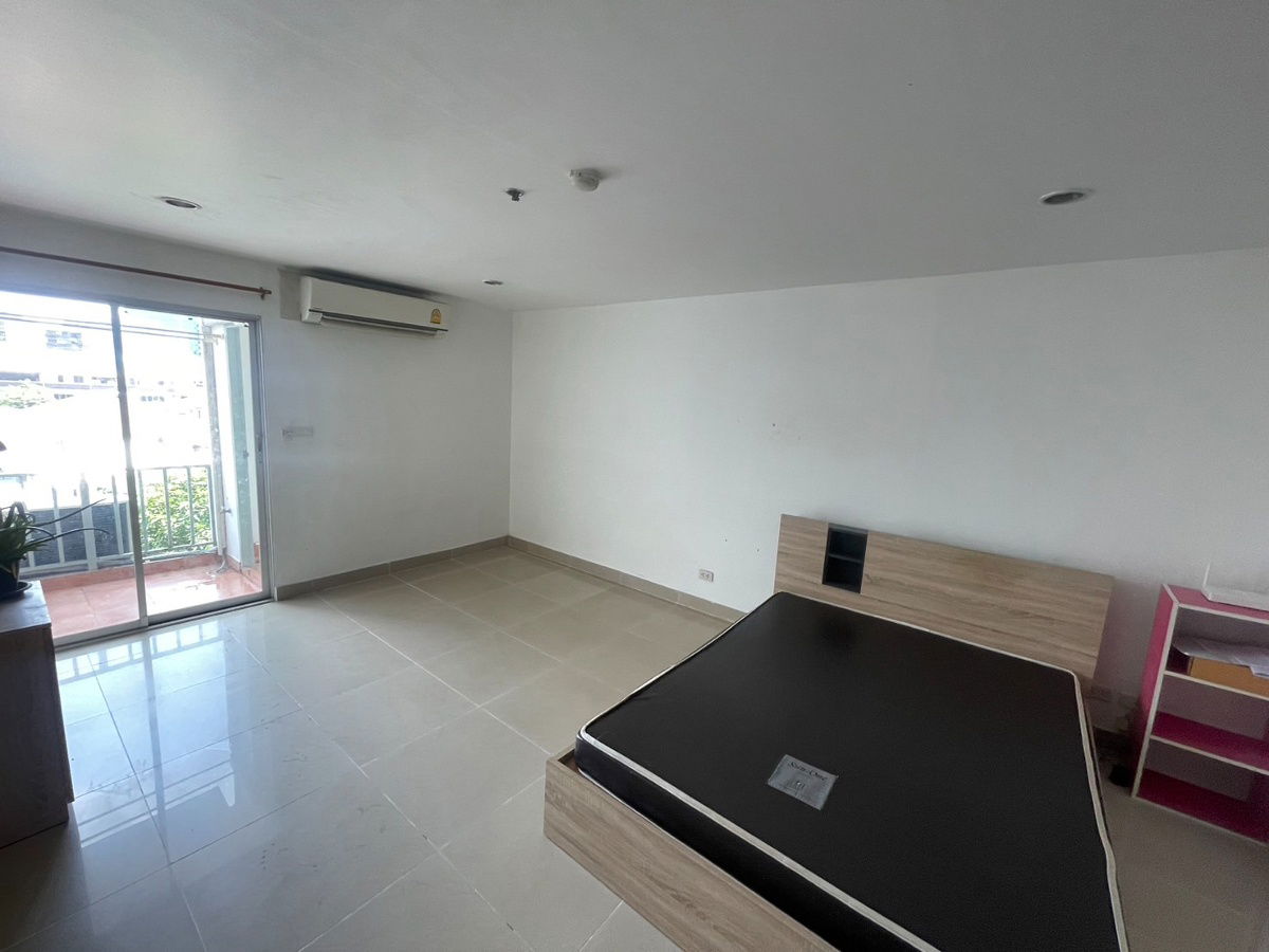 รูป ปล่อยเช่าคอนโด Regent home 5 รัชดา 19 ราคา 6,500 บาท/เดือนรวมค่าส่วนกลางแล้ว - รูปที่ 2/7