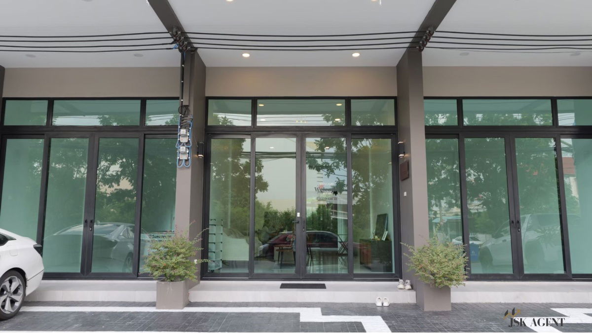 picture Premium 3-Storey Home Office – Prime Space Thepharak 96 - 5/12