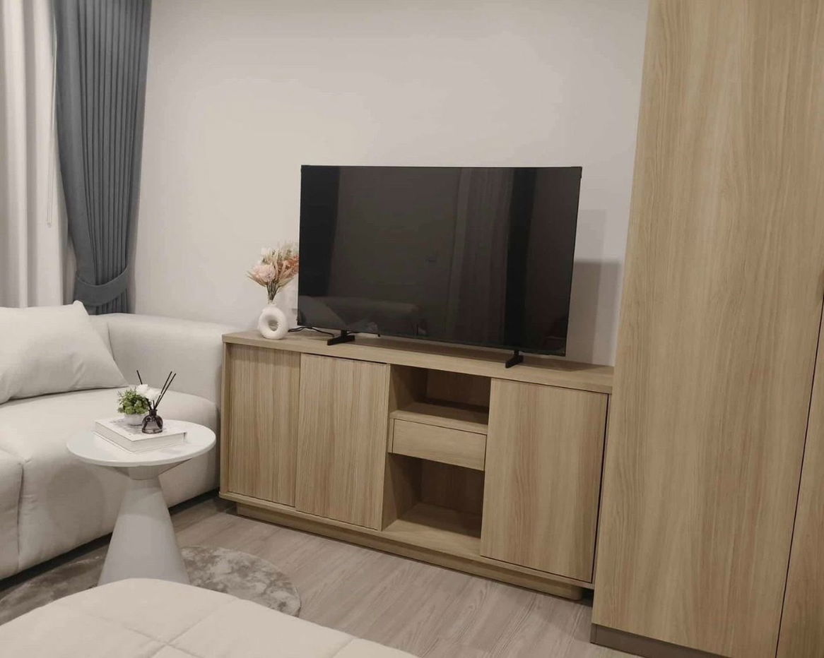 picture Aspire Sukhumvit Rama 4 –  Never Rented Before! ✨ Rental Price: 17,000 THB/Month 📍 Near BTS Phra Khanong (with shuttle service)  - 4/10