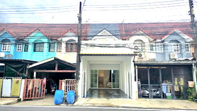 ขายทาวน์โฮม : ขาย ทาวน์เฮ้าส์ 3 นอน 2 น้ำ 21 ตรว. รังสิต คลองสี่ ลำลูกกา