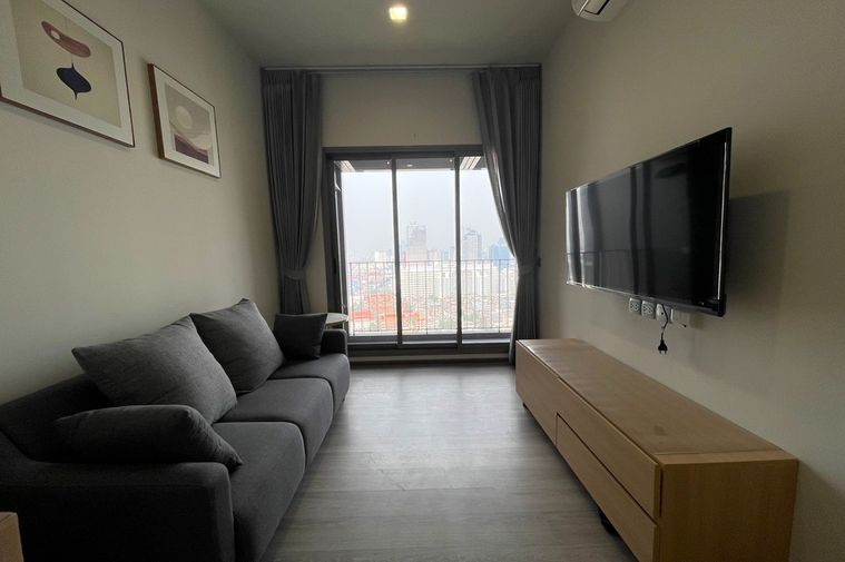 1-bed condo for rent, 37 sqm, RHYTHM CHAROENKRUNG PAVILLION