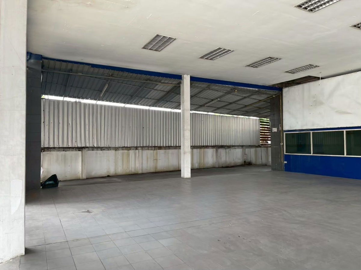 รูป ให้เช่า โชว์รูมพร้อมโกดังเปล่า พื้นที่900ตรม. ทำเลอ้อมน้อย อ้อมใหญ่ - รูปที่ 5/10