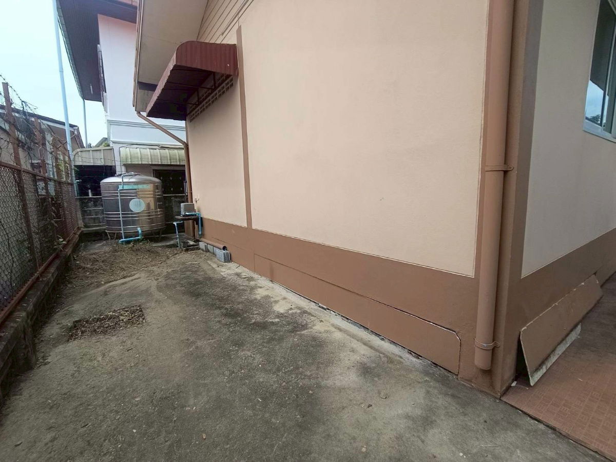 picture Single-storey detached house near Phutthamonthon Sai 2-3, good location, near shopping malls, markets, schools, price only 3.35 million. - 14/18