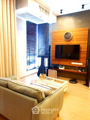 Condos for sale BTS Ekkamai : 1-BR Condo at The Capital Ekamai - Thonglor near ARL Ramkhamhaeng (ID 647346)