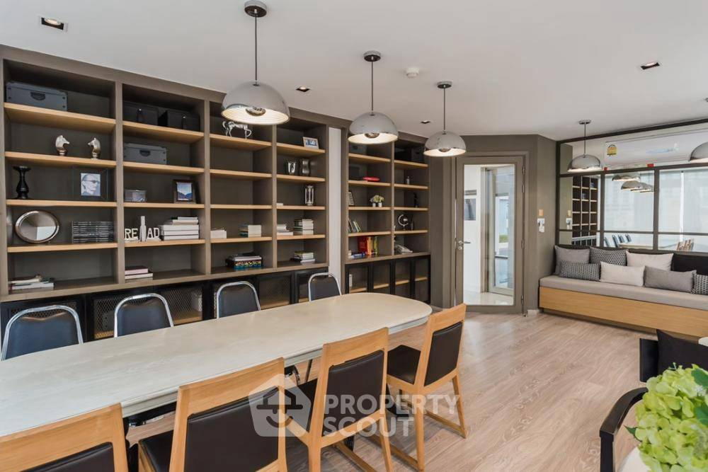 picture 1-BR Condo at Maestro 12 Ratchathewi near BTS Ratchathewi (ID 2374803) - 8/10