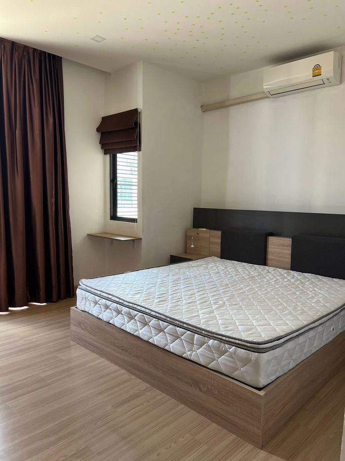 รูป 🌟 ให้เช่าทาวน์โฮม 3 ชั้น พฤกษาวิลล์ 81 (ซ. เสรีไทย 81) 3 ห้องนอน 3 ห้องน้ำแอร์ 4 ตัว เฟอร์นิเจอร์ครบ 💰 ค่าเช่าเพียง 17,000 บาท/เดือน - รูปที่ 6/9