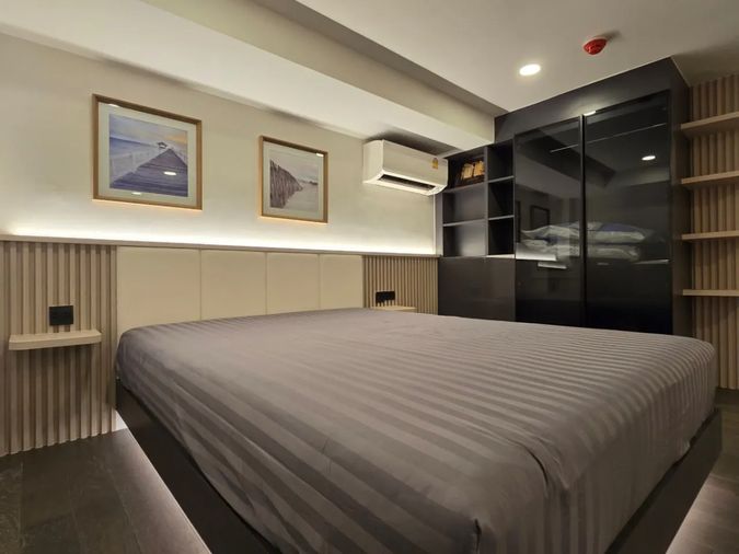 Park Origin Chula Samyan【𝐑𝐄𝐍𝐓】🔥อบอุ่นอย่างมีชั้นเชิง…ห้องโทนเอิร์ธสบายตา เติมกลิ่นอายหรูในทุกมุม🔥 ติดต่อไลน์ไอดี: @hacondo