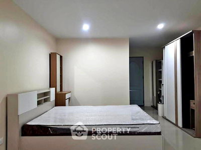 ขายคอนโด : คอนโด 1-ห้องนอน ที่ รีเจ้นท์ โฮม 7 สรรพาวุธ 2 - สุขุมวิท ใกล้ BTS อุดมสุข (ID 2364883)