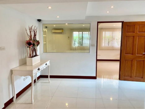 รูป ให้ เช่า บ้าน – โฮมออฟฟิศ ทำเลใจกลางเมือง เสนานิคม 1 ซอย 17 แยก 4 (BTS เสนานิคม) - รูปที่ 7/11