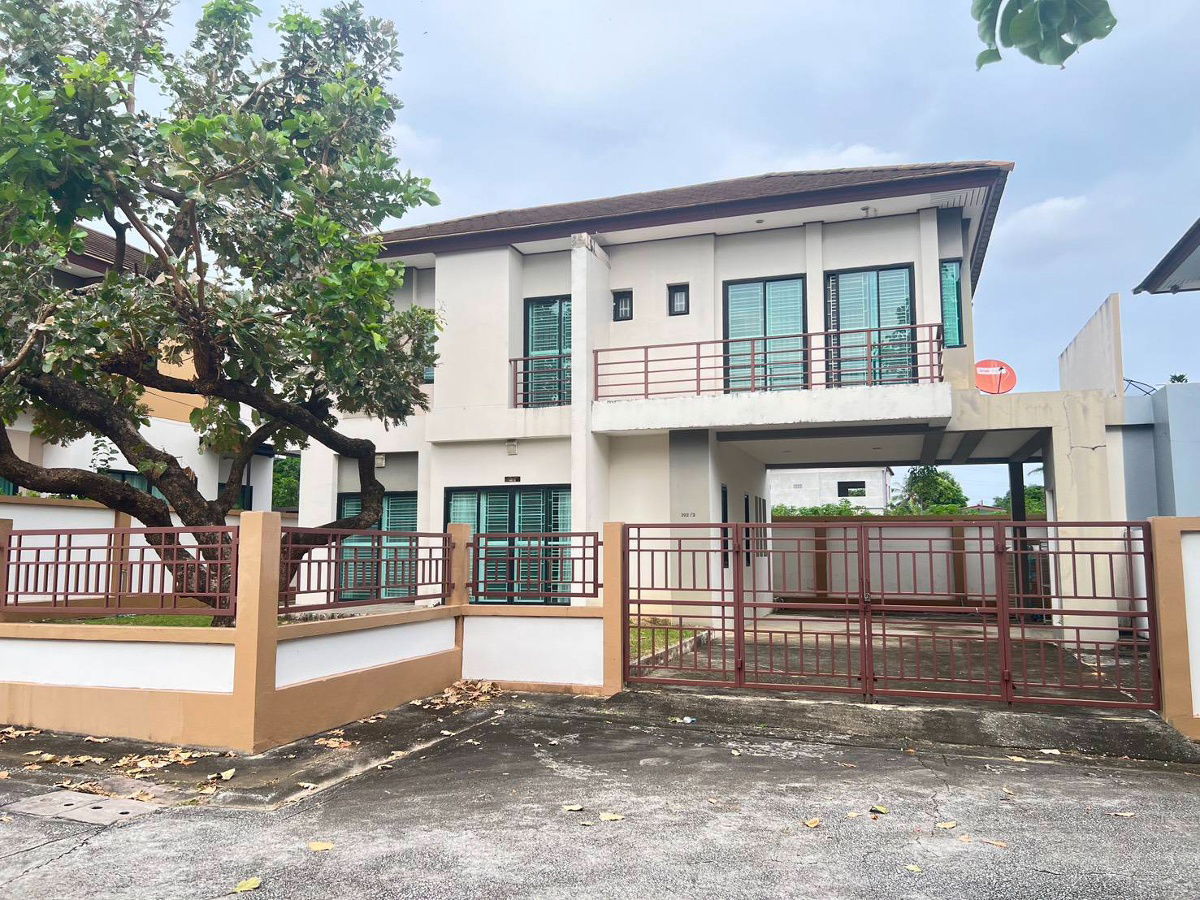 รูป ให้เช่า บ้านเดี่ยว 2 ชั้น 50- ตร.วา รีโนเวทใหม่ ติดถนนสุขุมวิท เพียง 50 ม. (เลี้ยงสัตว์ได้ )
 - รูปที่ 1/10