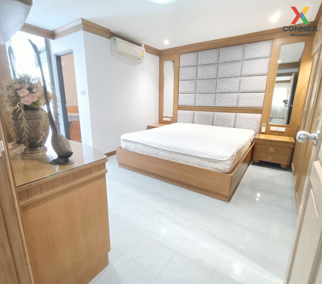picture For Rent Condo , Ratchada City Condo , corner unit , MRT-Huai Khwang , Huai Khwang , Huai Khwang , Bangkok , CX-135358 ✅ Live chat with us ADD LINE @connexproperty ✅  - 6/12