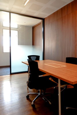 เช่าสำนักงาน ชลบุรี : ให้เช่า ออฟฟิศ สำนักงาน Office ไอเพลส แหลมฉบัง ติดถ.สุขุมวิท อ.ศรีราชา จ.ชลบุรี