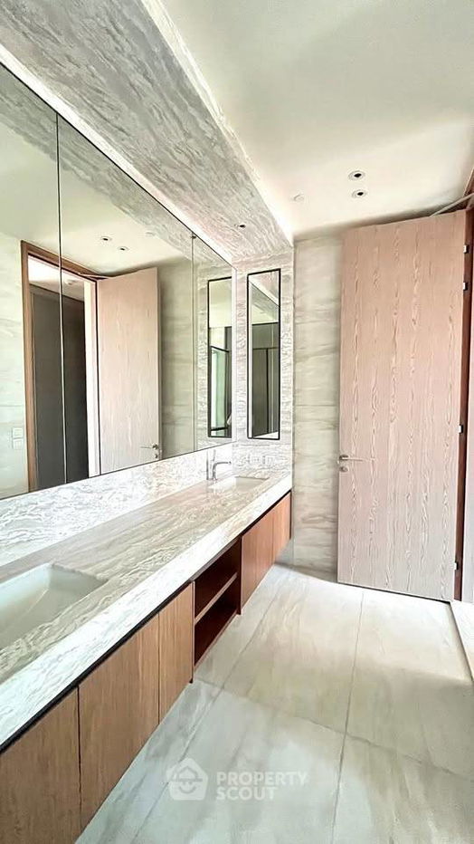 picture 2-BR Condo at SCOPE Langsuan near BTS Chit Lom (ID 2377896) - 14/18