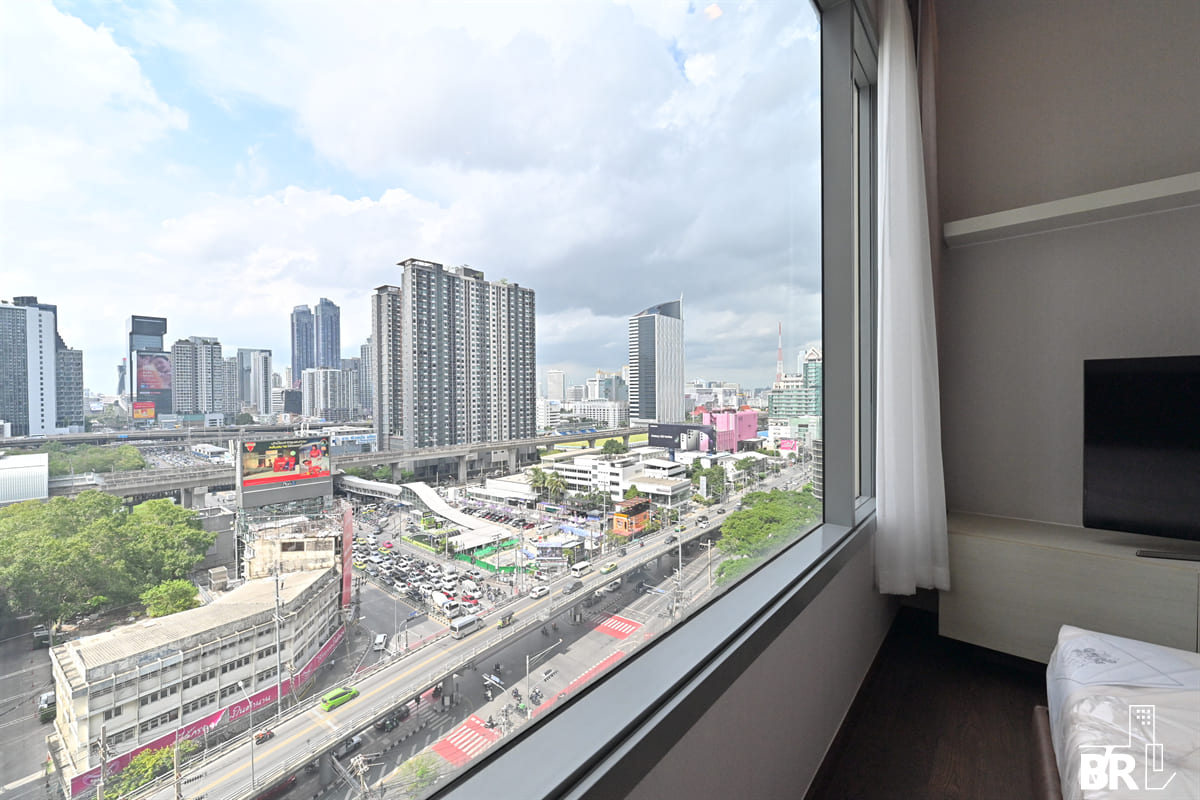 picture Q Asoke near MRT Phetchaburi Station Fully Equipped Facilities - 1/10