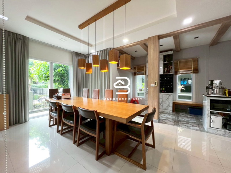 บ้านเดี่ยวให้เช่า : เช่าบ้านพร้อมเฟอร์นิเจอร์ นาราโบทานิค ศรีนครินทร์