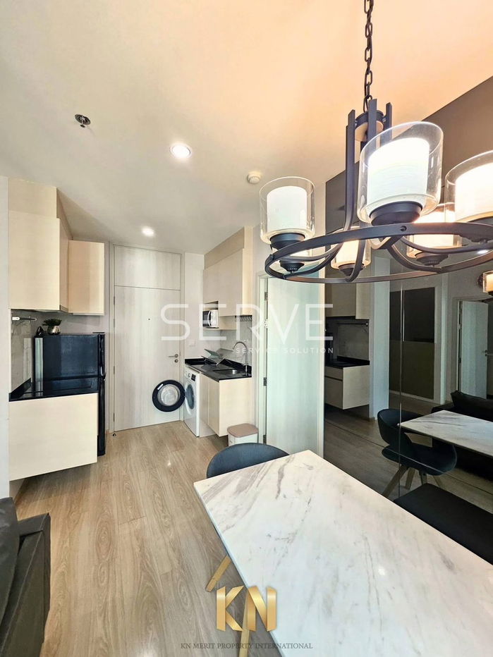 picture Combine 2 Bed Corner Unit in Ratchada Area Next to MRT 80 m. / 2 Parking Slots / Condo For Rent-Noble Revolve Ratchada 1 - 2/11