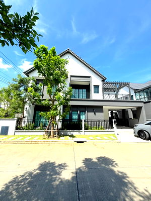 เช่าบ้านเดี่ยว นิคมบางปู : 🏡 ให้เช่าบ้านเดี่ยวหรู Centro Bangna ✨ บ้านใหม่เอี่ยม หัวมุม แต่งครบเฟอร์ฯ นำเข้า พร้อมอยู่ทันที
