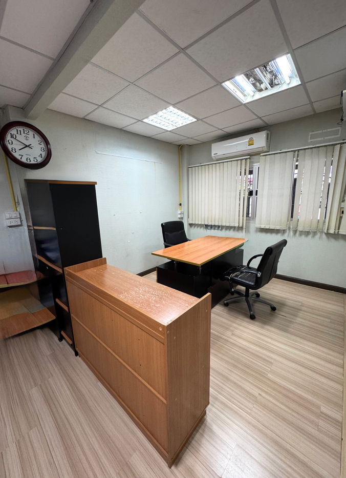 picture Detached house for sale, Thawee Thong 3 Village, Petchkasem 69, convenient transportation, near MRT Lak Song.  Suitable for living or home office. - 8/16