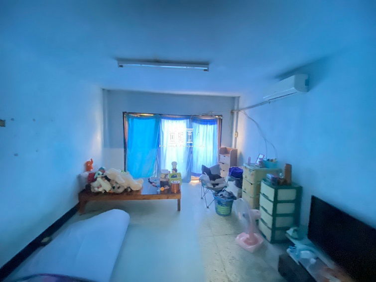 รูป 45007 – ขายอาคารพาณิชย์ 3 ชั้น ติดถนนสุรวงศ์ ใกล้ BTS ช่องนนทรี เนื้อที่ 13 ตร.วา - รูปที่ 3/4