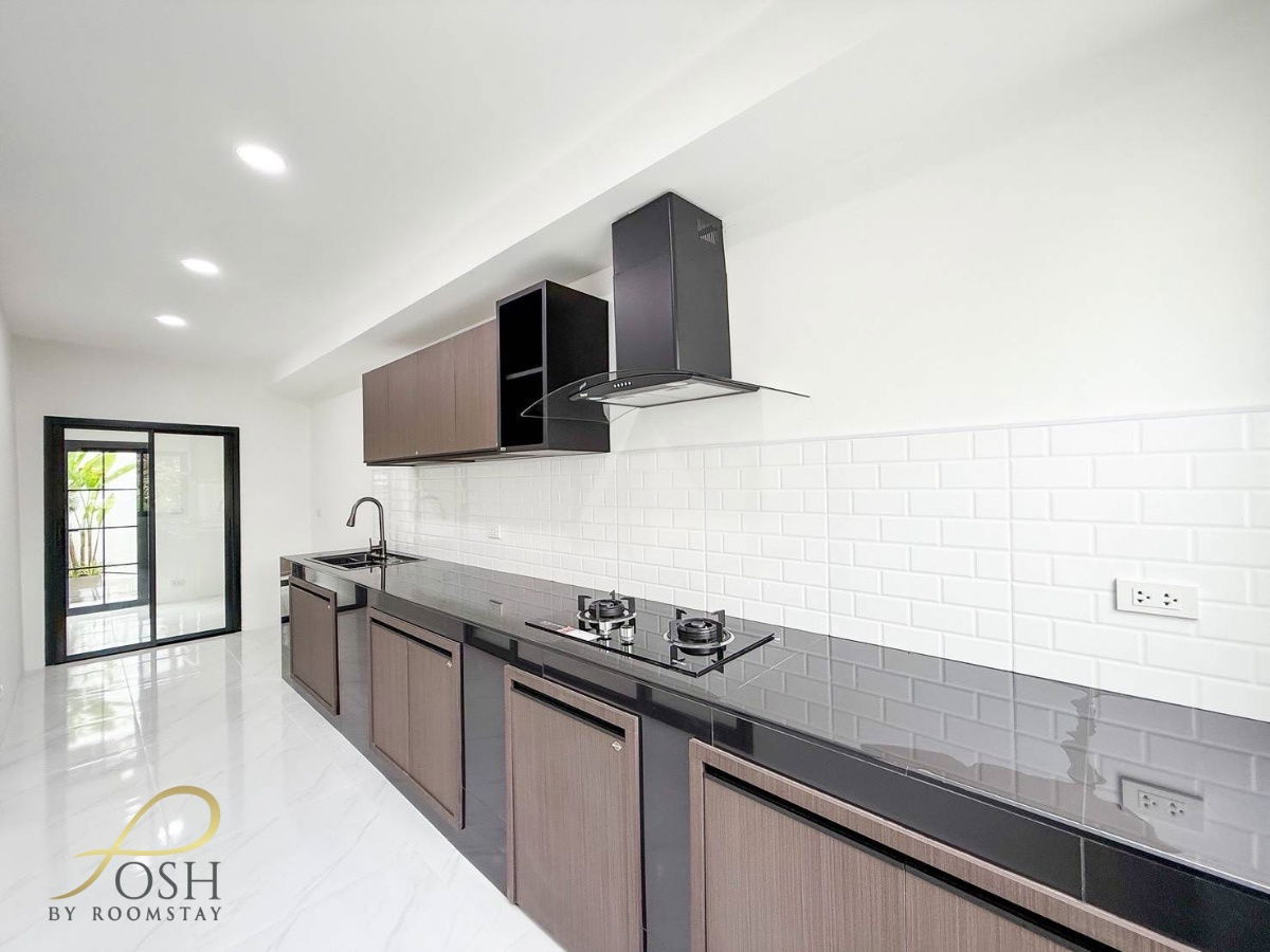picture Phanason Park Ville 1, Kathu – Newly Renovated Single-Storey Home with Functional Design - 33/44
