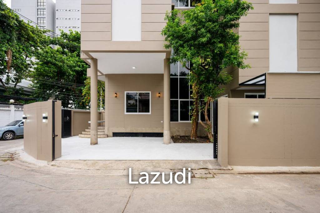 picture 5 Bed  Detached House At The Amber at Chatuchak - 3/32