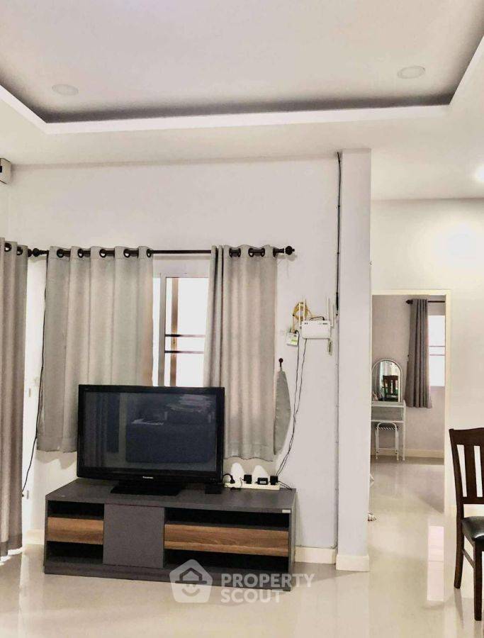 picture 3-BR Condo at Panna Residence 3 In The CMU in Suthep (ID 2374787) - 7/10