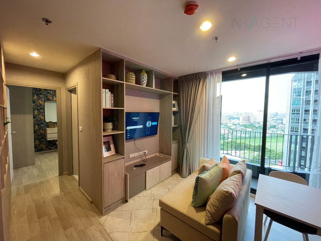 picture For Rent Condo IDEO MOBI SUKHUMVIT EASTPOINT Building A, Floor 20,1 bed room, Room size 33 sqm - 1/8