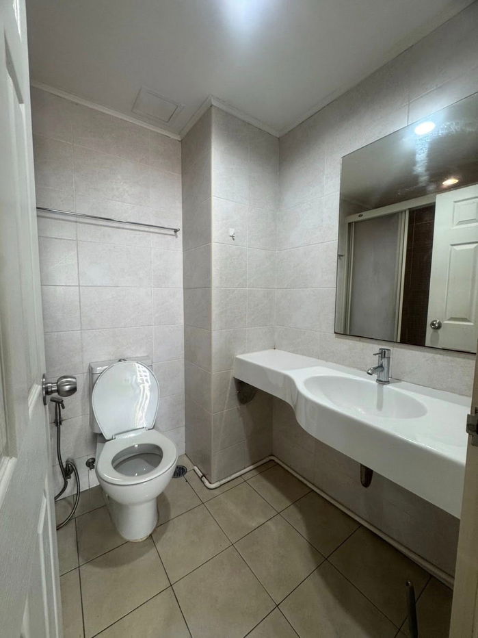 picture ✨🏙️ Condo for rent: Lumpini Suite Rama 8 (Building A), first building on the main road, ready to move in. **Near MRT Bang Yi Khan - 7/12