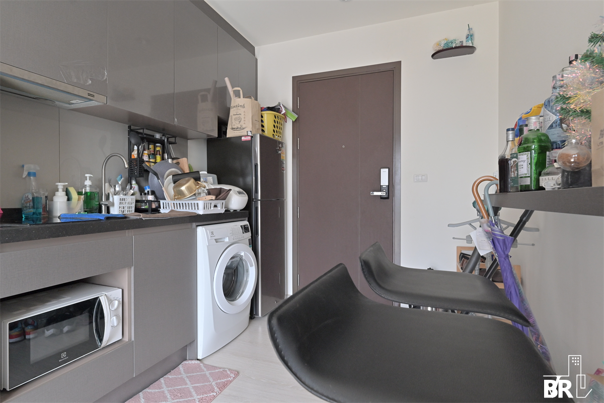 picture RHYTHM Asoke near MRT Rama 9 Station Comfortable and Ready to Move-in - 9/10