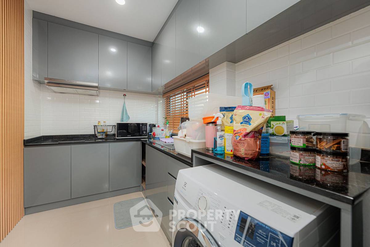 รูป บ้าน 4-ห้องนอน ใน ทุ่งครุ (ID 2379902) - รูปที่ 7/26