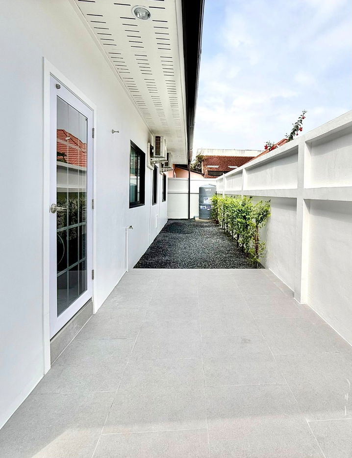 picture !!HOT SALE Pool Villa Pattaya!! Fully furnished. Ready to move in. Soi Bun Samphan (Khao Noi Pattaya). Near The Chilled Shopping Mall, Pattaya - 6/17