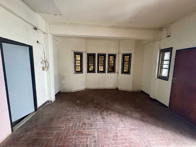 รูป BD1404 อาคารพาณิชย์ให้เช่า ย่านสาทร กรุงเทพมหานคร - รูปที่ 5/8