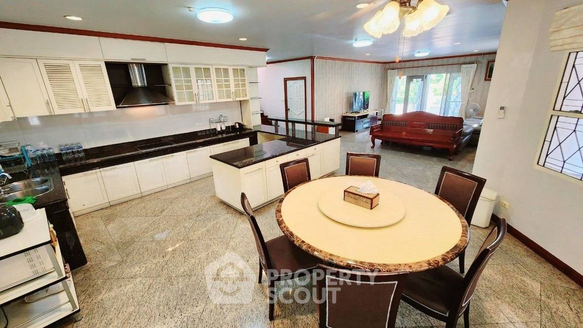 picture 5-BR House at Chuan Chuen Lat Phrao Village in Lat Phrao (ID 1370222) - 9/26