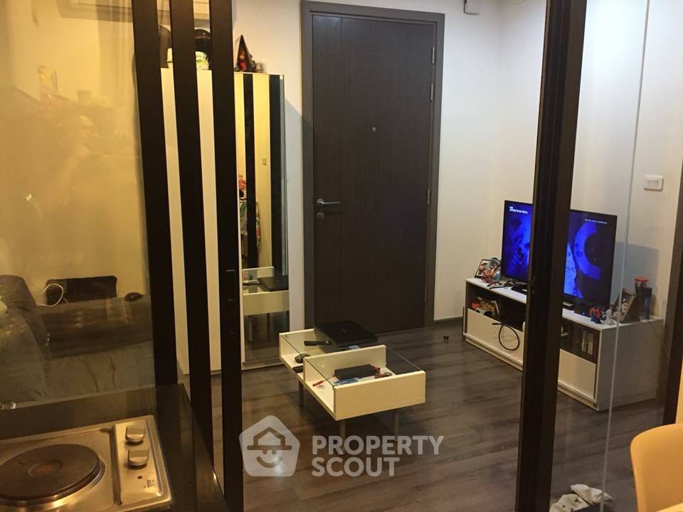 picture 1-BR Condo at The Base Park East Sukhumvit 77 near BTS On Nut (ID 511396) - 2/6