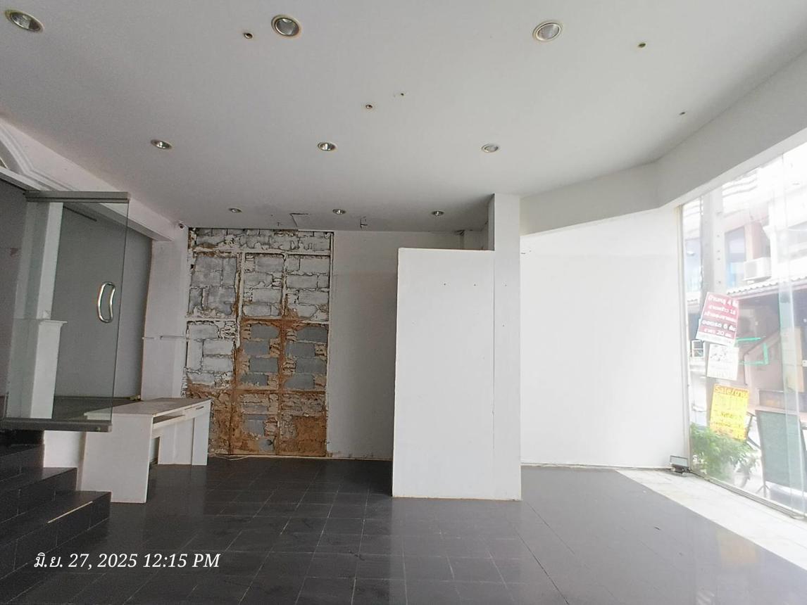 picture SHOP_HOUSE for sale Jom Phon Chatuchak Bangkok - 23/40