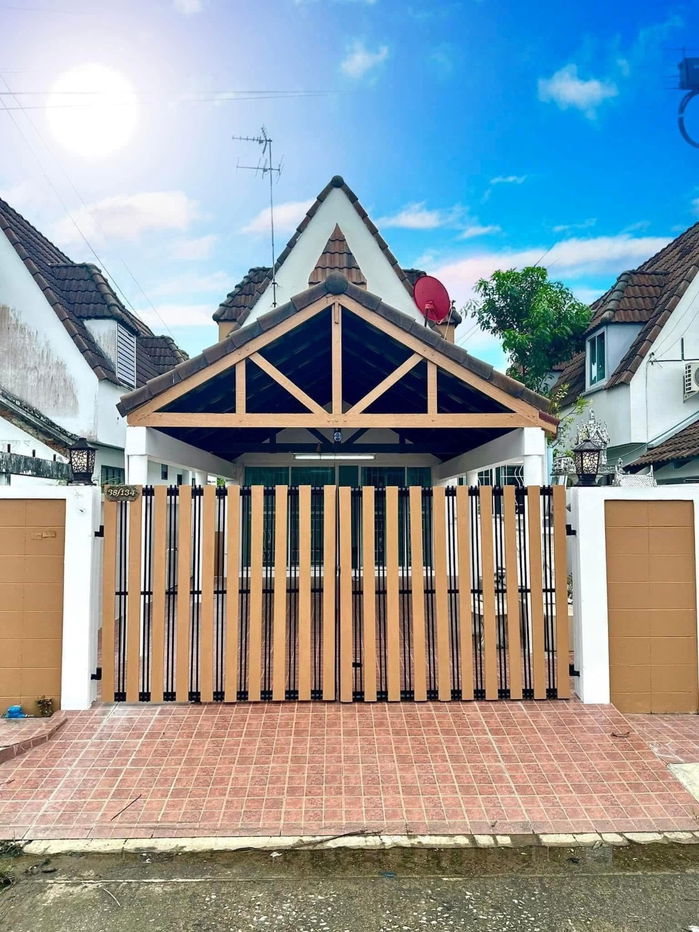รูป 🏡 𝗛𝗢𝗨𝗦𝗘 𝗙𝗢𝗥 𝗦𝗔𝗟𝗘 | ขายบ้านเดี่ยว "หมู่บ้านสินพัฒนาธานี" พุทธมณฑลสาย 2 ⚡️ - รูปที่ 1/16