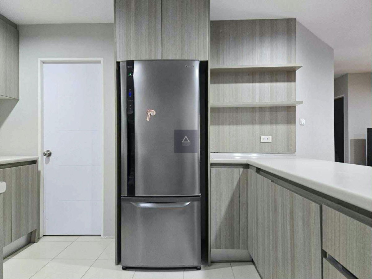 picture For rent Belle Rama 9  Ready to move in - 10/19