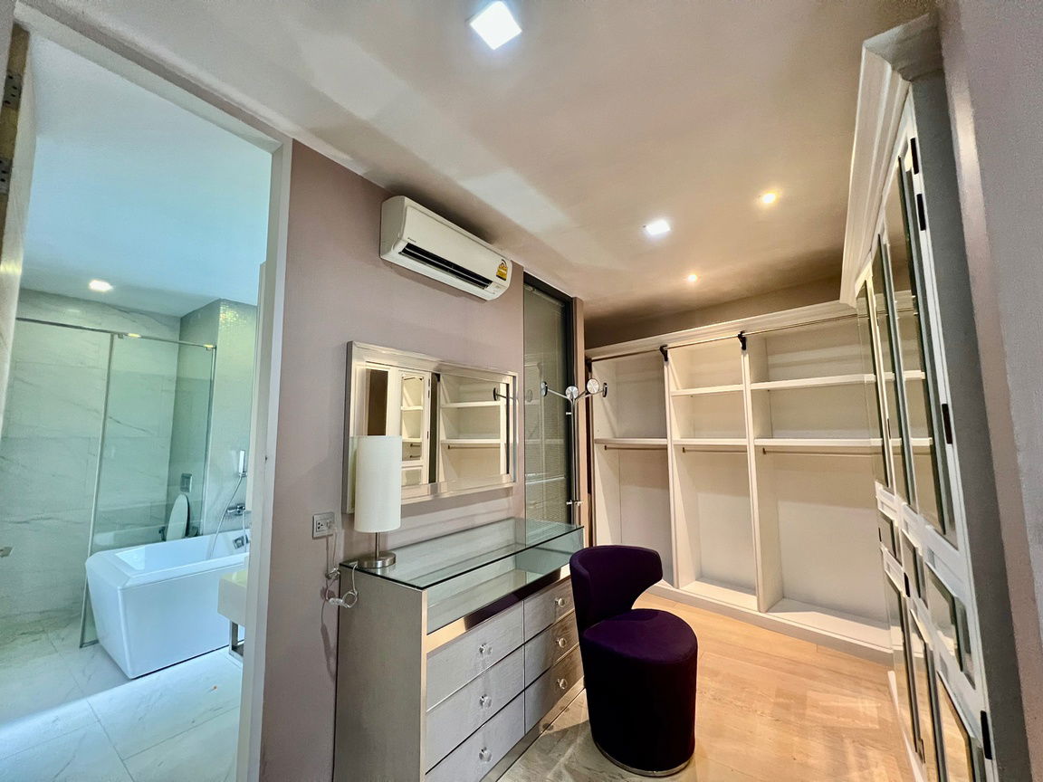 รูป ให้เช่าบ้านเดี่ยว 3 ชั้น สไตล์ Pool Villa โครงการ The Honor บ้านหรูหลังใหญ่ สระว่ายน้ำส่วนตัว ทำเลเลียบด่วน เอกมัย–รามอินทรา เลี้ยงสัตว์ได้ - รูปที่ 21/46