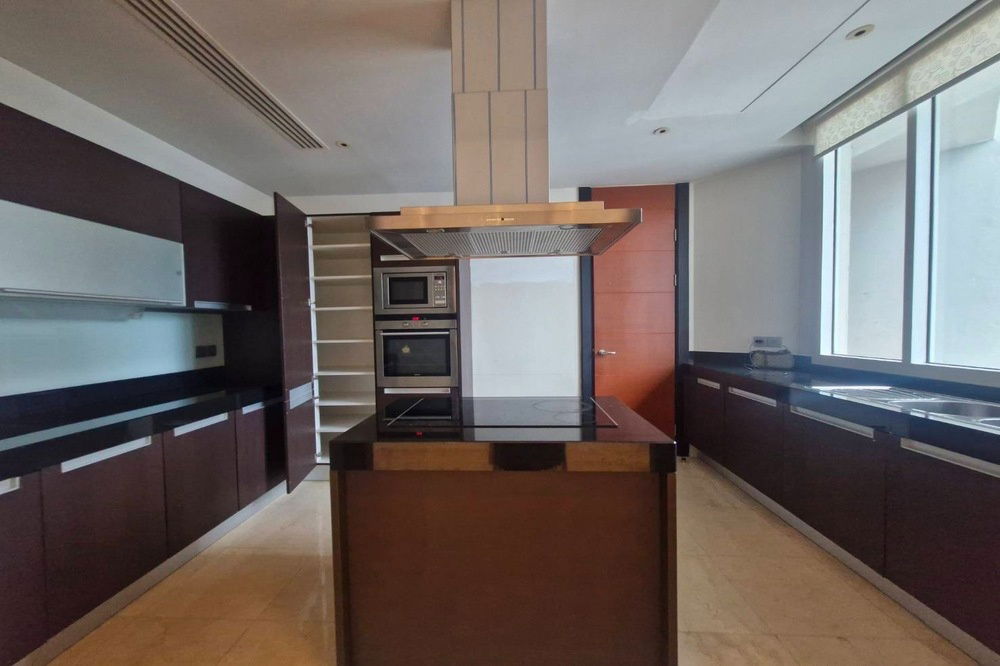 picture 🔥 Sale with tenant !! high floor 31++!!🔥 Code C20251000085......The Infinity, 3 bedroom, 3 bathroom, furnished, ready to move in, Special Deal!!📣📣 - 5/6