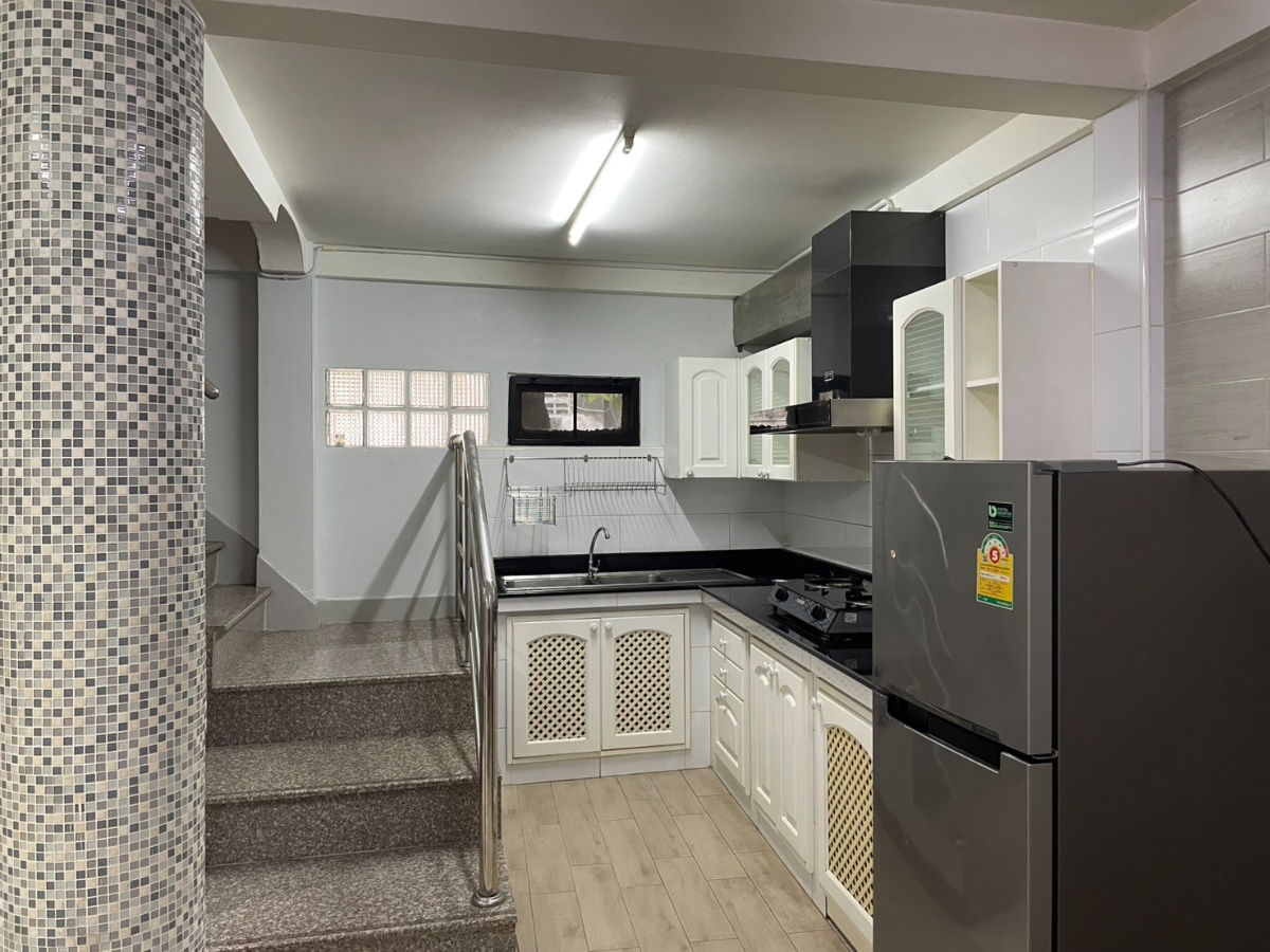 รูป ขาย ทาวน์เฮ้าส์ 3ชั้น ประชาราษฎร์บำเพ็ญ16, ห้วยขวาง ใกล้ MRT, BigC, Lotus  - รูปที่ 3/10