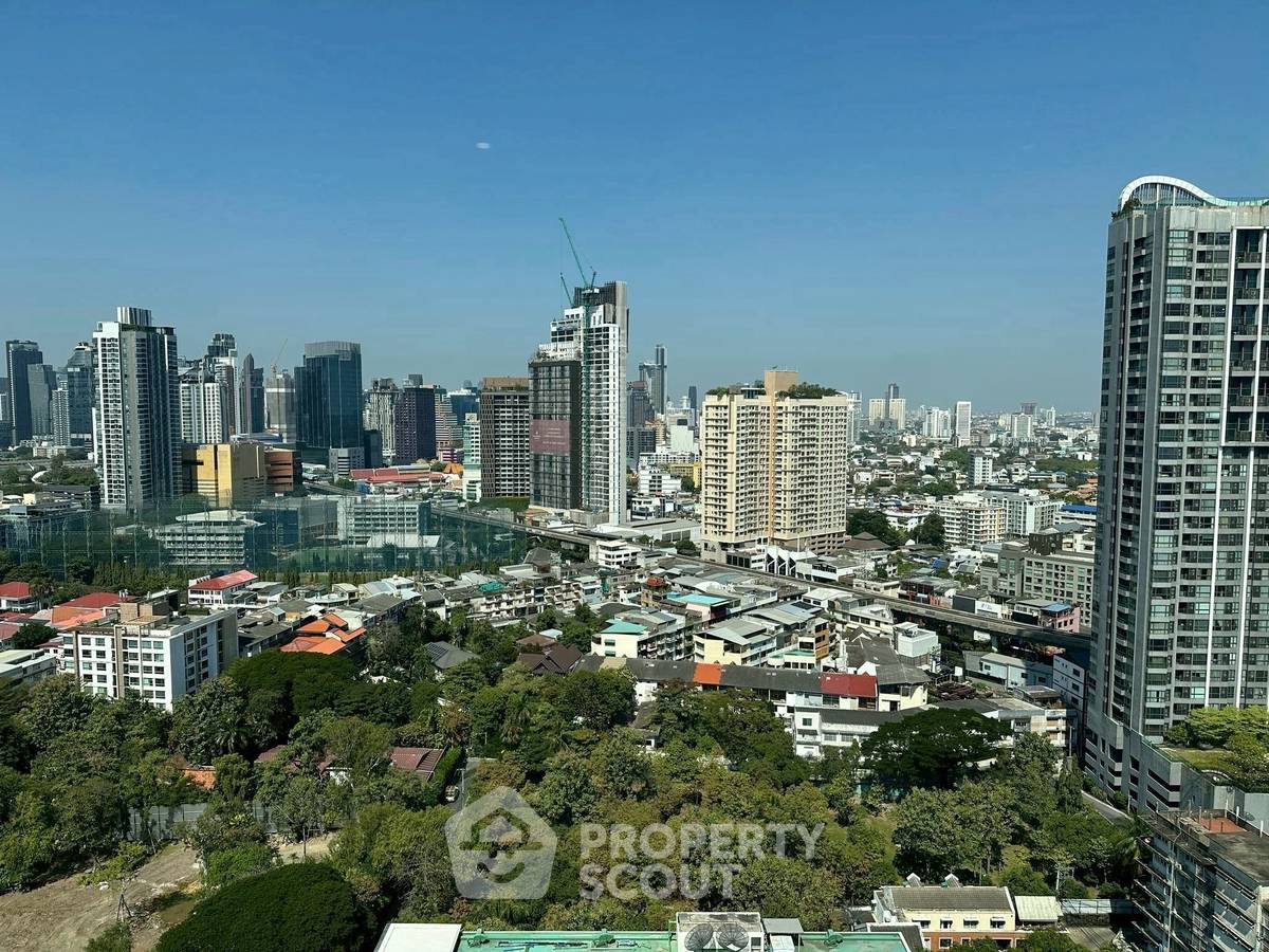 picture 1-BR Condo at IDEO Sukhumvit - Rama 4 near BTS Phra Khanong (ID 2377771) - 8/12