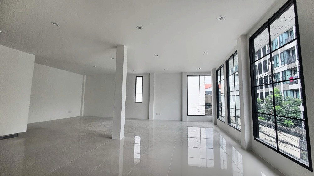 รูป 🏢 ให้เช่าอาคารสำนักงาน–ร้านค้าใหม่ ใกล้ BTS อนุสาวรีย์ชัยสมรภูมิ - รูปที่ 4/5