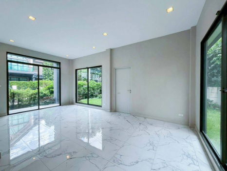 รูป ขาย บ้านเดี่ยว บ้าน Bangkok boulevard ศรีนครินทร์ บางนา  70 ตรว 5นอน 4น้ำ ใกล้ส่วนกลางหมู่บ้าน - รูปที่ 5/12