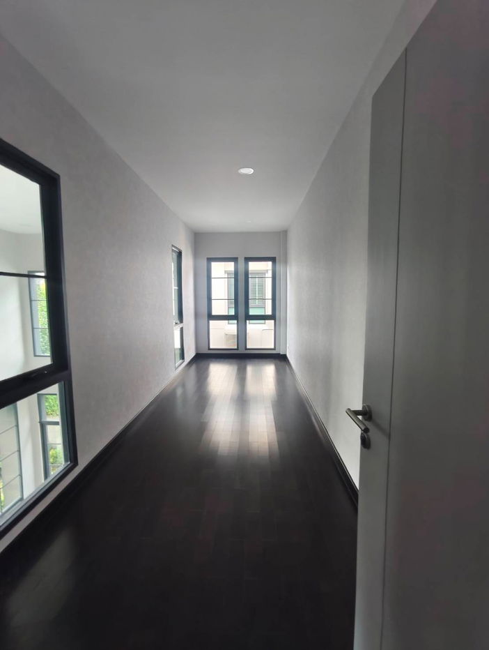 picture Luxury Home on a Grand Plot! The City Ramintra–Wongwaen 2 — A Deal You Can’t Miss! - 8/18