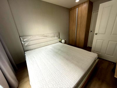 เช่าคอนโด พัทยา : s-fifty 1 ห้องนอน อาคาร 5ชั้น432ตรม. วิวสระ