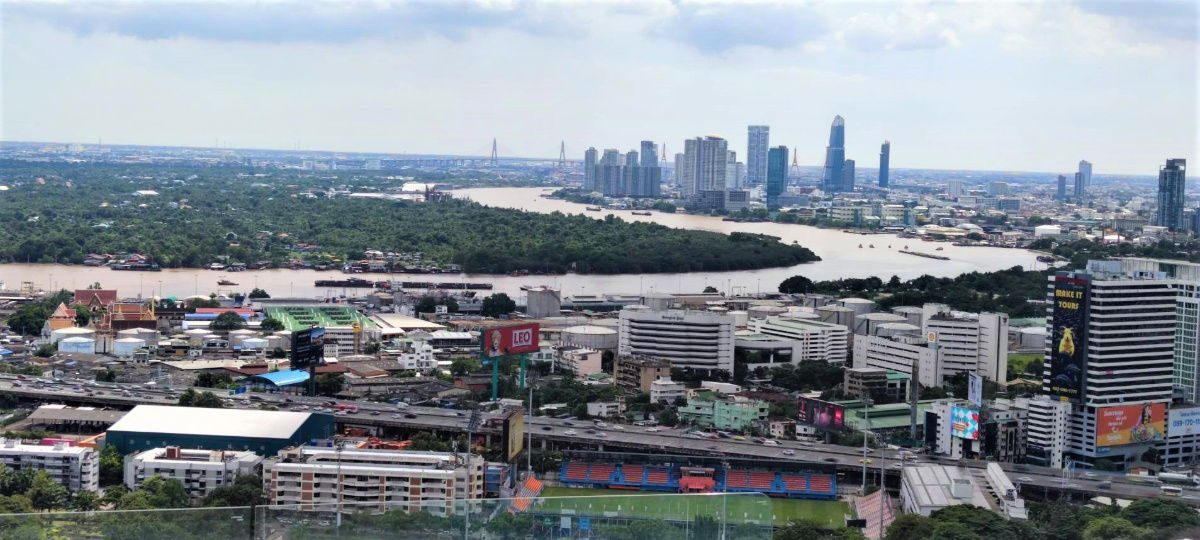 picture Available for rent: Life Rama 4 Asoke, Duplex room, fully furnished, complete with electrical appliances. Chao Phraya River view - 10/10